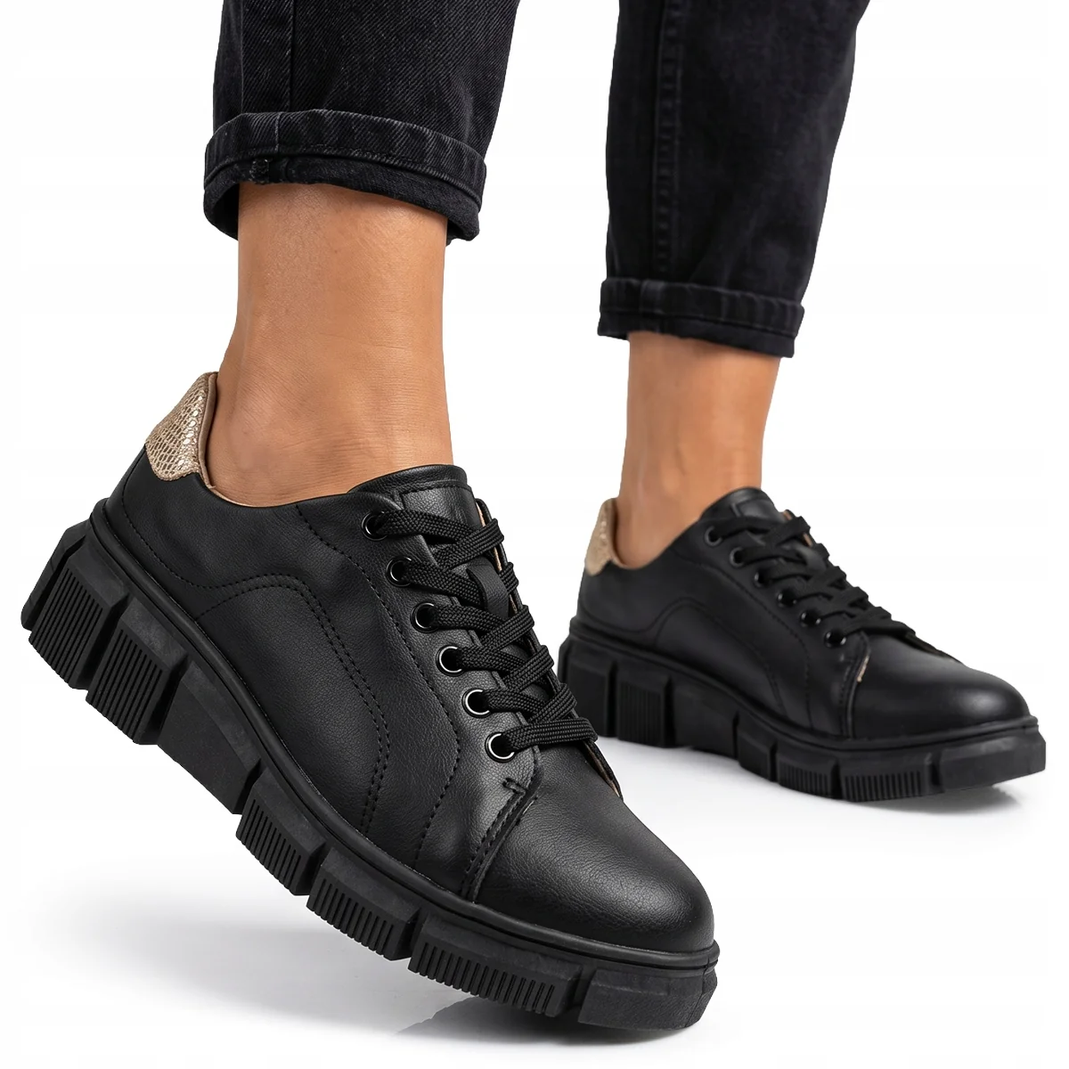 Półbuty sneakersy SKÓRZANE damskie czarne złote miękkie Wojtyłko 36 buty codzienne na spacer, wkładka 23 cm