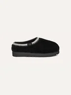 Kapcie damskie - UGG Kapcie "Tasman Maxi Curly" w kolorze czarnym - miniaturka - grafika 1