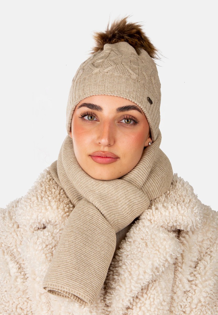 Komplet Damski Czapka Szalik Zimowy Ciepły Modna Polskiej Produkcji 529 -04
