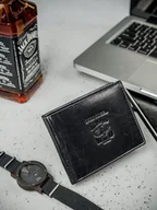 Portfele - Always Wild Poziomy, codzienny portfel męski ze skóry naturalnej, tłoczenie Always Wild - miniaturka - grafika 1