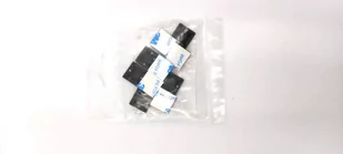 Uchwyt opaski kablowej, samoprzylepny, 20x20 mm, czarny, 10 sztuk - Inne akcesoria elektryczne - miniaturka - grafika 1