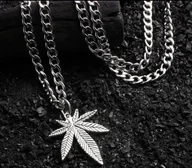 Wisiorki - Naszyjnik Wisiorek Marihuana Liście Konopii Zioło Ganja Prezent Y2K - miniaturka - grafika 1