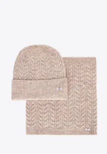 Zestaw damski zimowy – czapka i komin w splot warkoczowy beżowy - Czapki damskie Zestaw damski zimowy – czapka i komin w splot warkoczowy beżowy - Czapki damskie - miniaturka - grafika 1