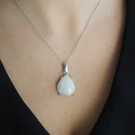 Wisiorki - Zawieszka z Morganitem w srebrze rodowanym - miniaturka - grafika 1