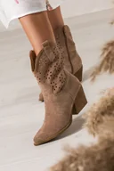 Botki damskie - Beżowe botki damskie kowbojki ażurowe na szerokim ściętym klocku Casu JW25X7-K - miniaturka - grafika 1