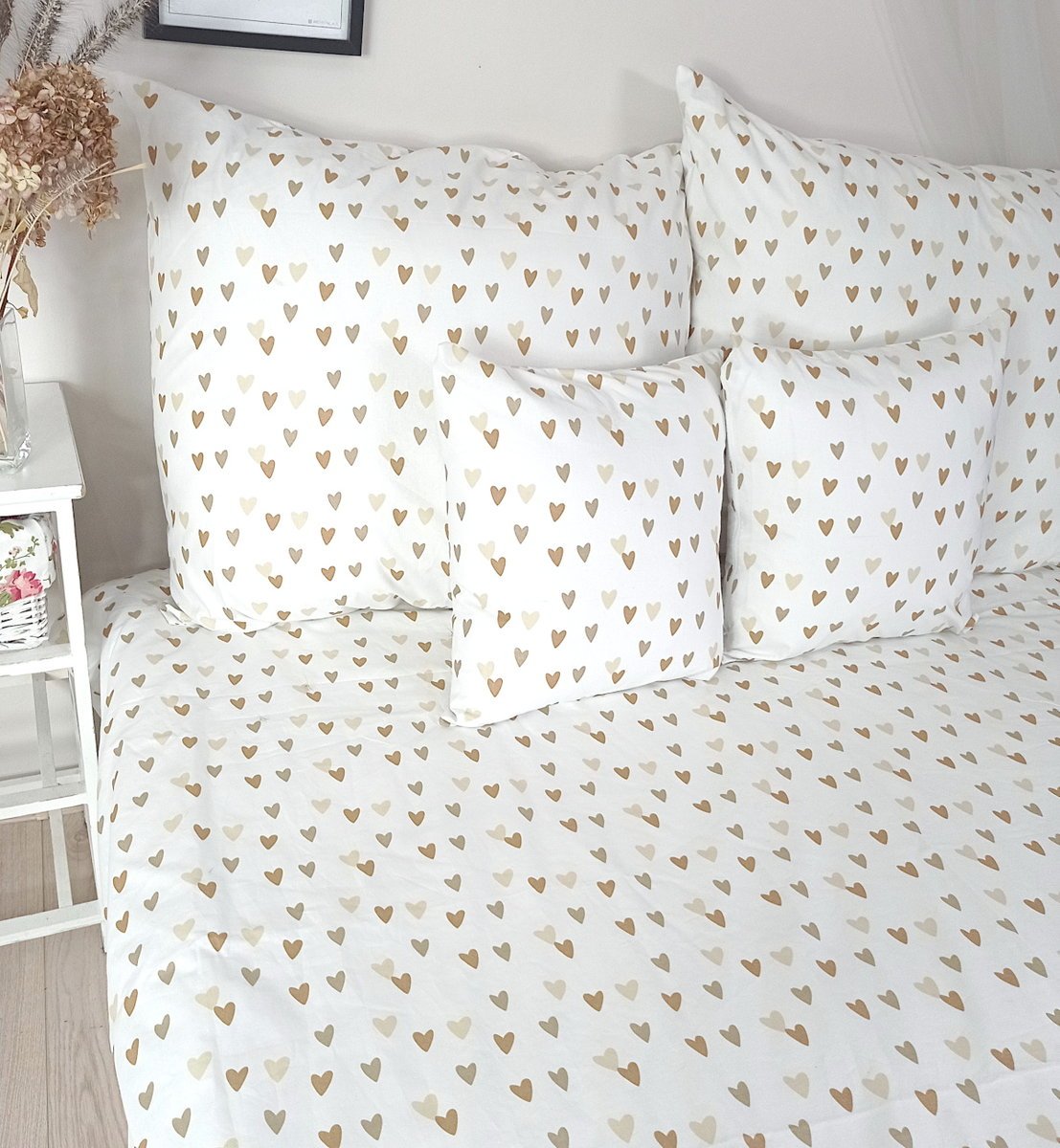 Komplet pościeli bawełnianej dla dziecka 100x160 cm - SERDUSZKA BEŻ