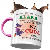 Kubki - Kubek Różowy Dla Klary Koleżanki Żony na Prezent z Nadrukiem ze Zdjęciem + Opakowanie na prezent (wzór 04) - miniaturka - grafika 1