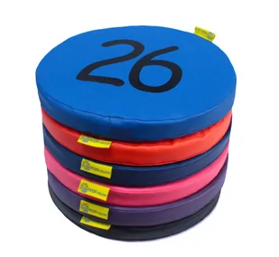 Poduszki EKOSKÓRA zestaw Liczby 1-10Kostka edukacyjna 15 cm CYFRY LICZBY miękka kolor - Kołdry i poduszki dla dzieci - miniaturka - grafika 1