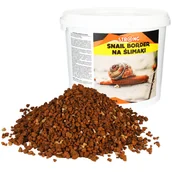 Nawozy ogrodnicze - Odstraszacz Na Ślimaki Naturalny Granulat Bariera Strong Snail Border 3 Kg - miniaturka - grafika 1