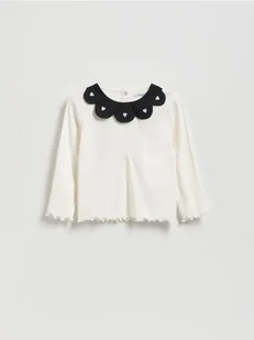 Reserved - Bluzka z kontrastowym kołnierzem - złamana biel - Spodnie i spodenki dla dziewczynek - miniaturka - grafika 1