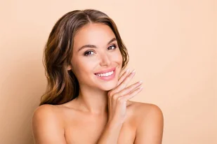 Dermapen - Mezoterapia mikroigłowa w Klinice Anna Pikura - Czasopisma - miniaturka - grafika 1