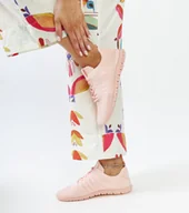 Sneakersy damskie - Różowe sneakersy sportowe Shukornia-37 - miniaturka - grafika 1