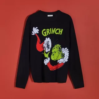 Swetry męskie - Reserved - Sweter ze świątecznym nadrukiem Grinch - Czarny - grafika 1