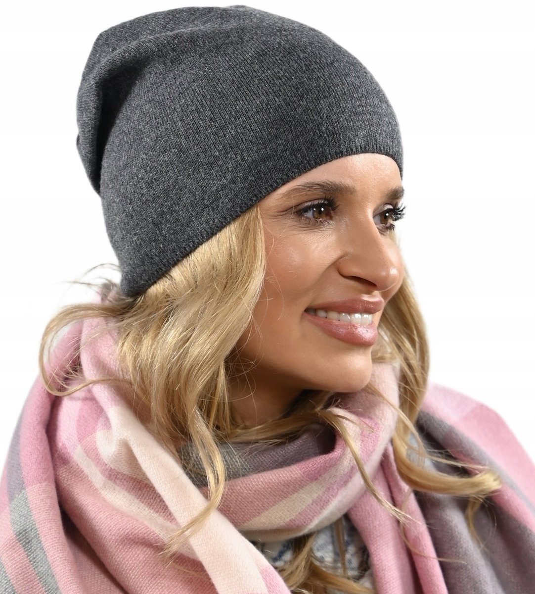 Polska Czapka damska jesienna zimowa przejściowa polski producent gładka V3