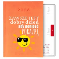 Notesy i bloczki - KALENDARZ POMARAŃCZOWY A5 2025 REGRES OSOBISTY DOBRY DZIEŃ NA PORAŻKĘ WZORY - miniaturka - grafika 1