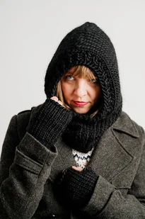 Balaclava wełniana czapka kominiarka z wełny peruwiańskiej WOOLY czarna - Czapki damskie - miniaturka - grafika 1