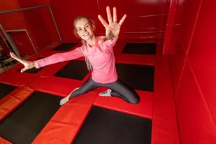 Park trampolin – Tarnowskie Góry - Czasopisma - miniaturka - grafika 1