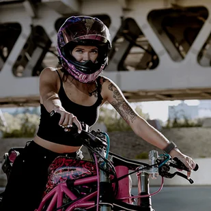 Kingxbar CYF134 2w1 pancerne etui Apple Watch 8, 7 (45 mm) ze stali nierdzewnej z paskiem czarne - Akcesoria do smartwatchy - miniaturka - grafika 10