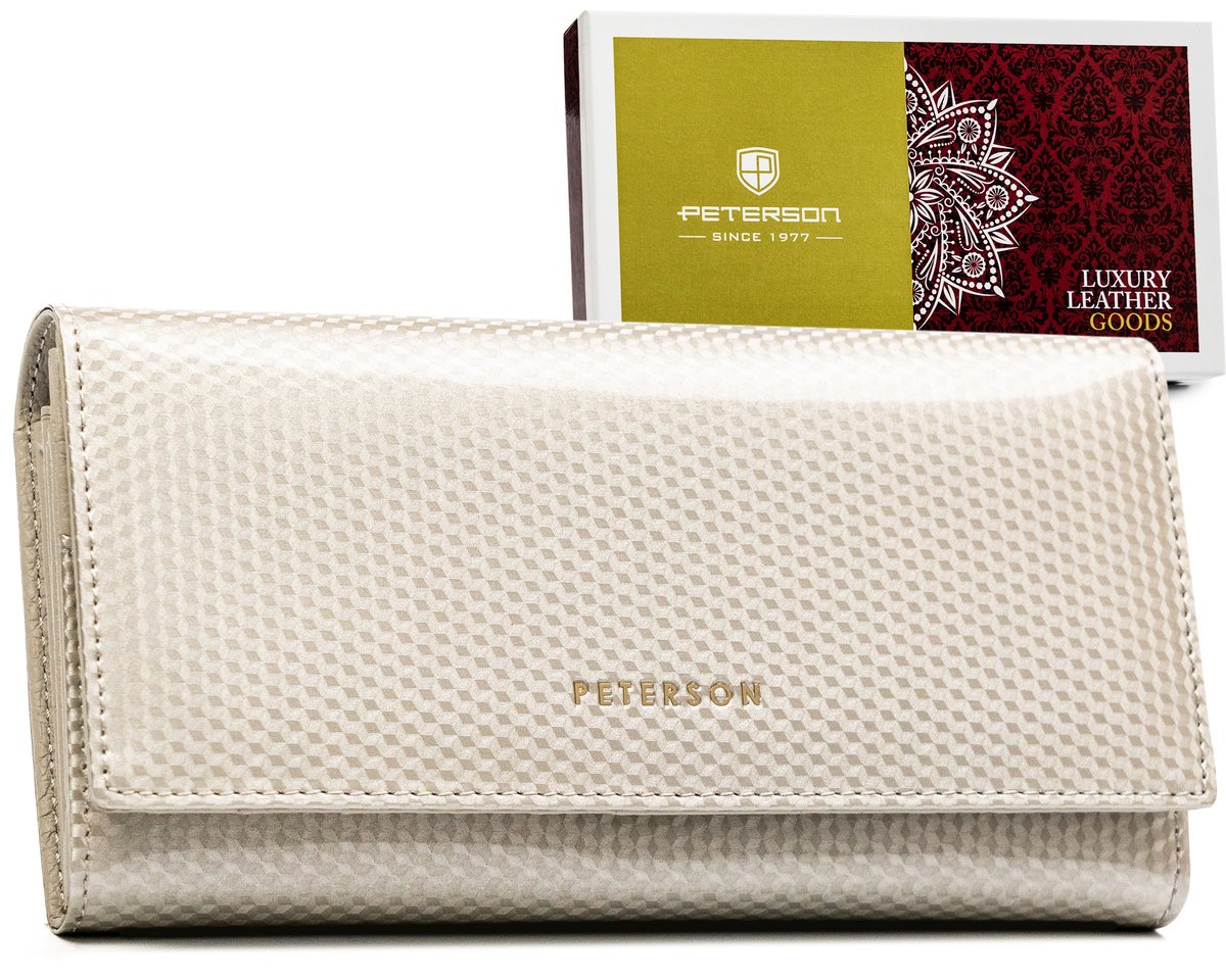 Duży portfel damski na karty z lakierowanej skóry naturalnej Peterson, beżowy
