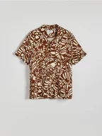 Koszule męskie - Reserved - Wzorzysta koszula comfort fit - ciemnobrązowy - miniaturka - grafika 1