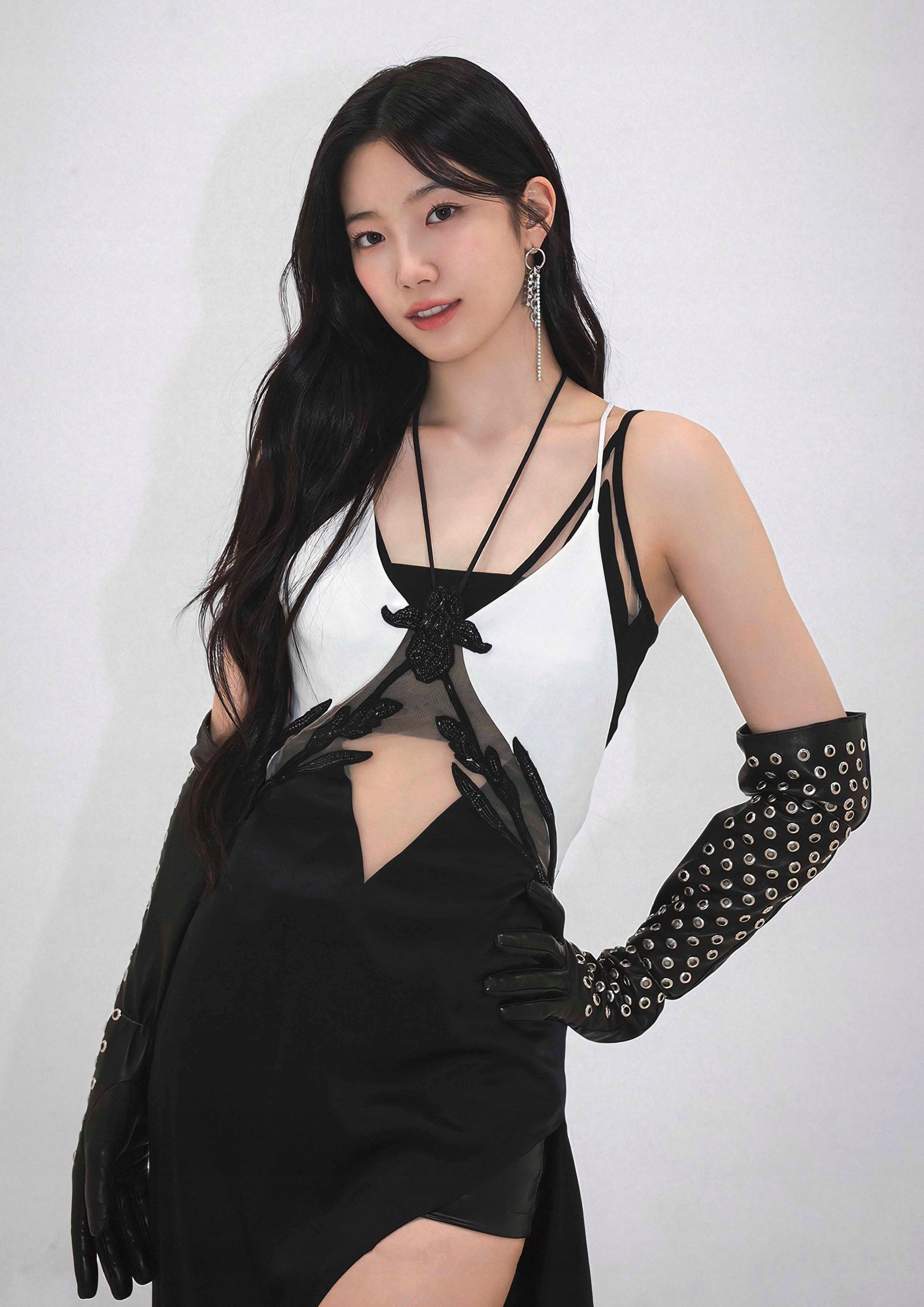 Plakat A2 Le Sserafim K-Pop Kpop Korea Muzyka Kazuha