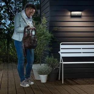 Philips Lampa zewnętrzna z czujnikiem ruchu Bustan IR, czarny, aluminium, nowoczesny - Lampy ogrodowe - miniaturka - grafika 1