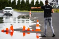 Czasopisma - Kurs bezpiecznej jazdy "VIP Safe Driving I + II stopień" - Poznań - miniaturka - grafika 1