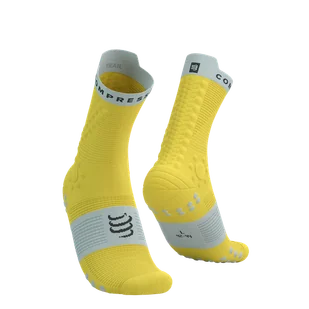 COMPRESSPORT Skarpetki do biegania trailowe PRORACING SOCKS V4 TRAIL maize/dawn blue - Skarpetki sportowe męskie - miniaturka - grafika 1