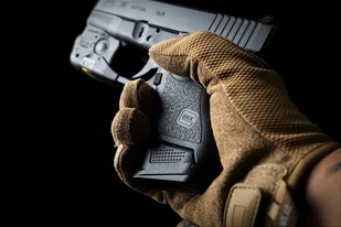 Strike Industries - Stopka magazynka Extended Magazine Plate do Glock 26 / 27 / 33 Gen 3 - SI-EMP-G26-GEN3 - Osprzęt do wiatrówek - miniaturka - grafika 8