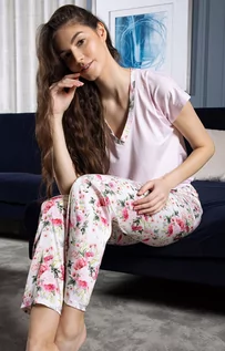Piżamy damskie - Piżama dwuczęściowa z kwiatowym printem Ines, Kolor różowy-wzór, Rozmiar S, Momenti per me - Intymna - grafika 1