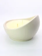 Świece - Świeca sojowa zapachowa waniliowa - kremowa forma z gipsu, design, handmade, prezent, dekoracja - miniaturka - grafika 1