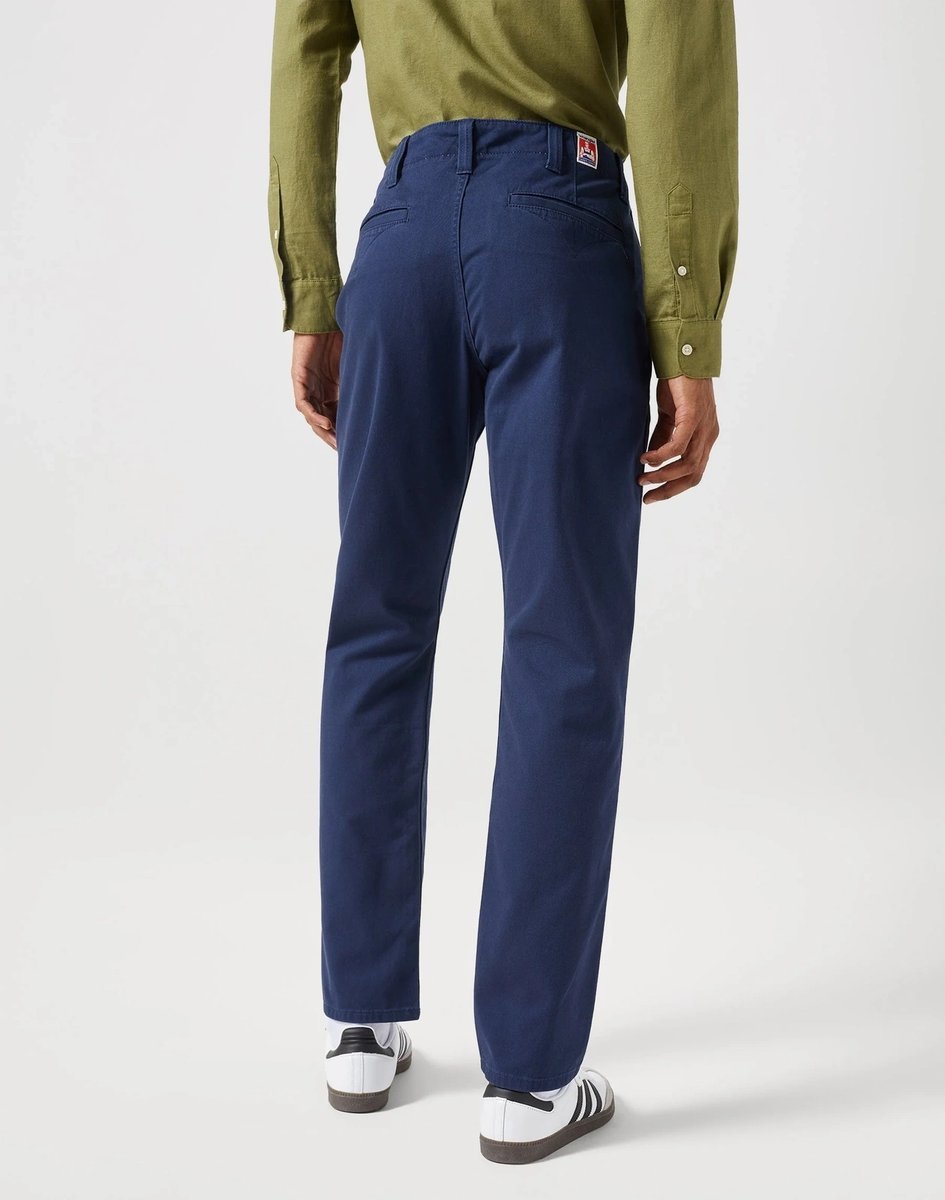 WRANGLER CASEY JONES CHINO BLACK IRIS 112350888 38/32