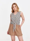 Bluzki damskie - Wzorzysta wiskozowa bluzka - miniaturka - grafika 1