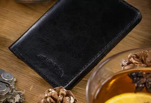 Etui Na Karty Dokumenty PolskaGalanteria Duże CZARNE Skóra Naturalna Pionowe z Miejscem Na Bilon MOTYW GÓRSKI 12 x 9 [cm] - Etui na dokumenty i karty - miniaturka - grafika 4