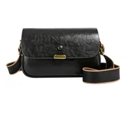Torebki damskie - Torebka damska elegancka listonoszka z ekoskóry czarna - miniaturka - grafika 1