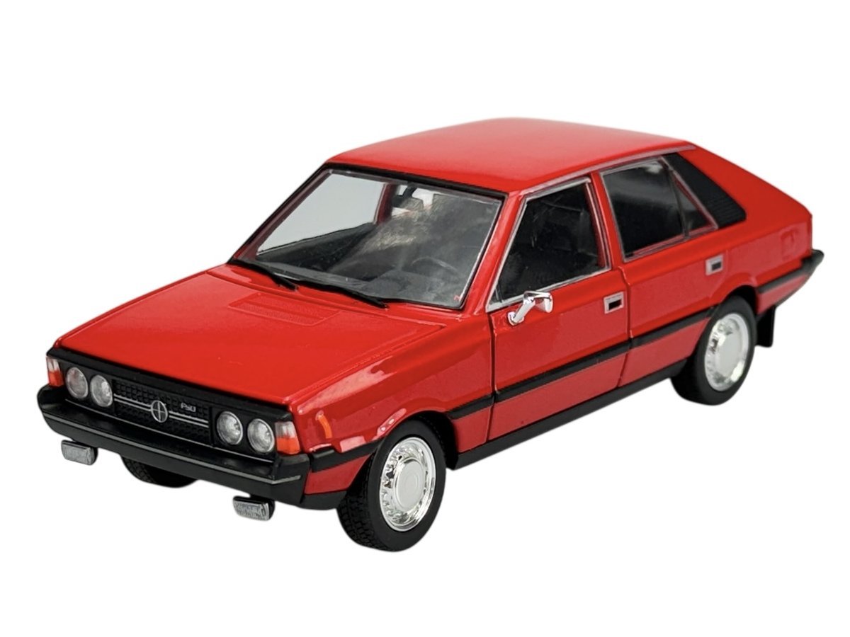 WELLY FSO POLONEZ 1500 MR'78 CZERWONY 1:24 SAMOCHÓD NOWY METALOWY MODEL