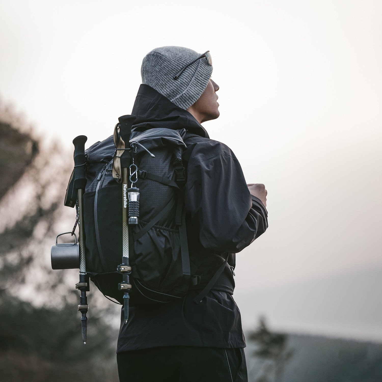 Plecak helium 30+5l cnk2300016 black NATUREHIKE