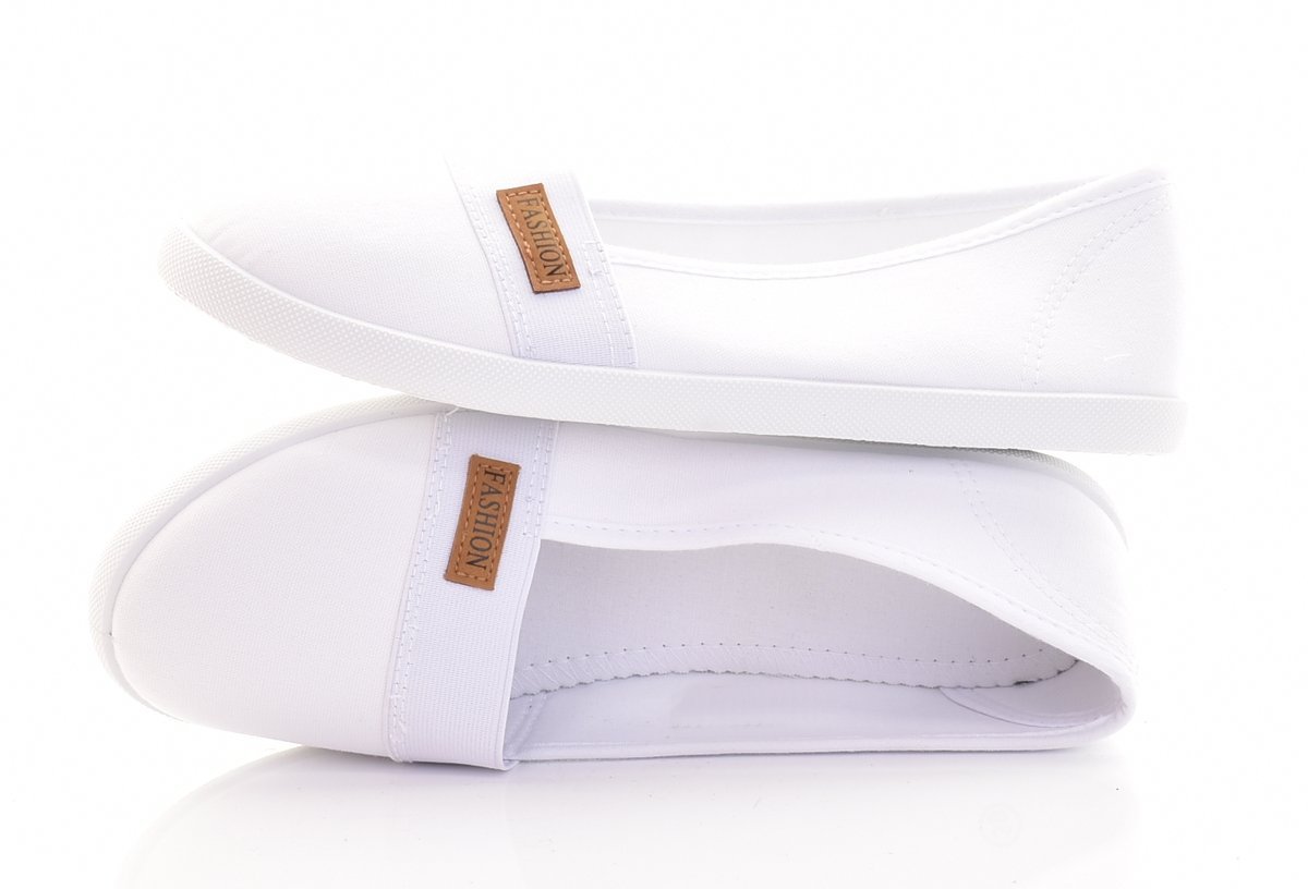 TENISÓWKI DAMSKIE WSUWANE TRAMPKI SLIP-ON LEKKIE CAŁE BIAŁE