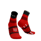 Skarpetki sportowe męskie - COMPRESSPORT Skarpetki trekkingowe FAST HIKING SOCKS black/red/white - miniaturka - grafika 1