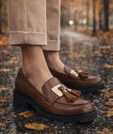 Półbuty damskie - Brązowe półbuty damskie Skotnicki P-3-Y107 – eleganckie loafersy rozm: 39 - miniaturka - grafika 1