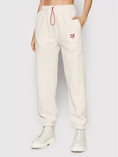 Spodnie sportowe damskie - Vintage Local Heroes Spodnie dresowe Fell So AW21P0027 Beżowy Regular Fit - grafika 1
