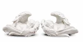 Figurki dekoracyjne - Figurka PIGMEJKA Aniołek Śpiący w Skrzydle, biała, 5x7,5x4,5 cm - miniaturka - grafika 1