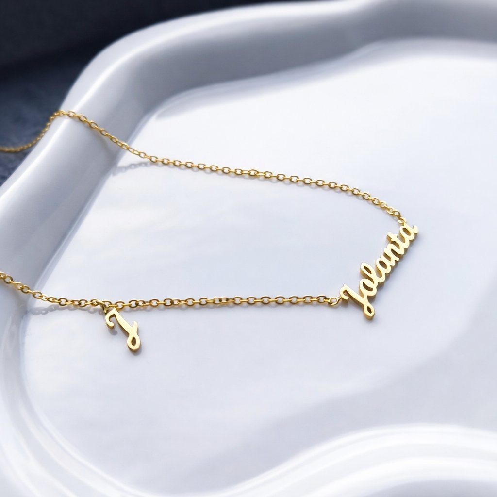 Naszyjnik Name IT [Imiona: Jolanta] Złota Celebrytka Stal PVD 316L Prezent dla Niej