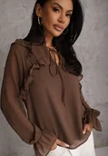 Bluzki damskie - Brązowa Bluzka w Stylu Coquette z Falbankami i Wiązaniem przy Szyi Seathrina - miniaturka - grafika 1