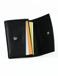 Skórzane etui na karty Czarne Polski produkt - Etui na dokumenty i karty - miniaturka - grafika 1