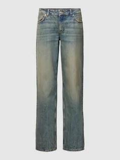 Spodnie damskie - Jeansy o kroju straight fit z 5 kieszeniami - grafika 1