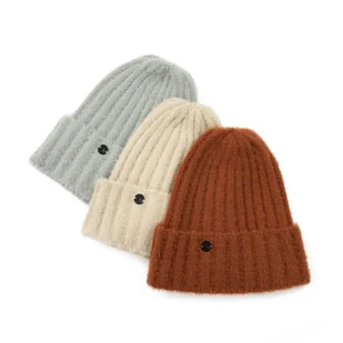 Komplet polski Fluffy set - Czapki damskie - miniaturka - grafika 6