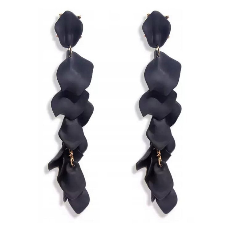 Kolczyki wiszące akrylowe czarne płatki