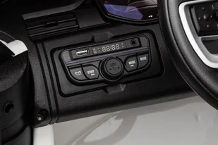 Auto Na Akumulator Range Rover DK-RR998 Białe - Pojazdy elektryczne dla dzieci - miniaturka - grafika 7