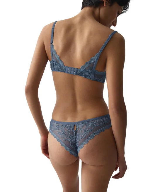 Majtki damskie Triumph Comfort Allure Brazilian-36